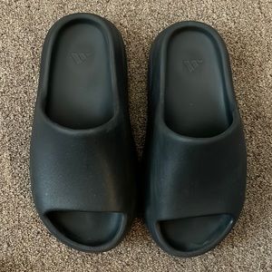 Yeezy slides size 9 fit like 8 1/2-9 in women’s
